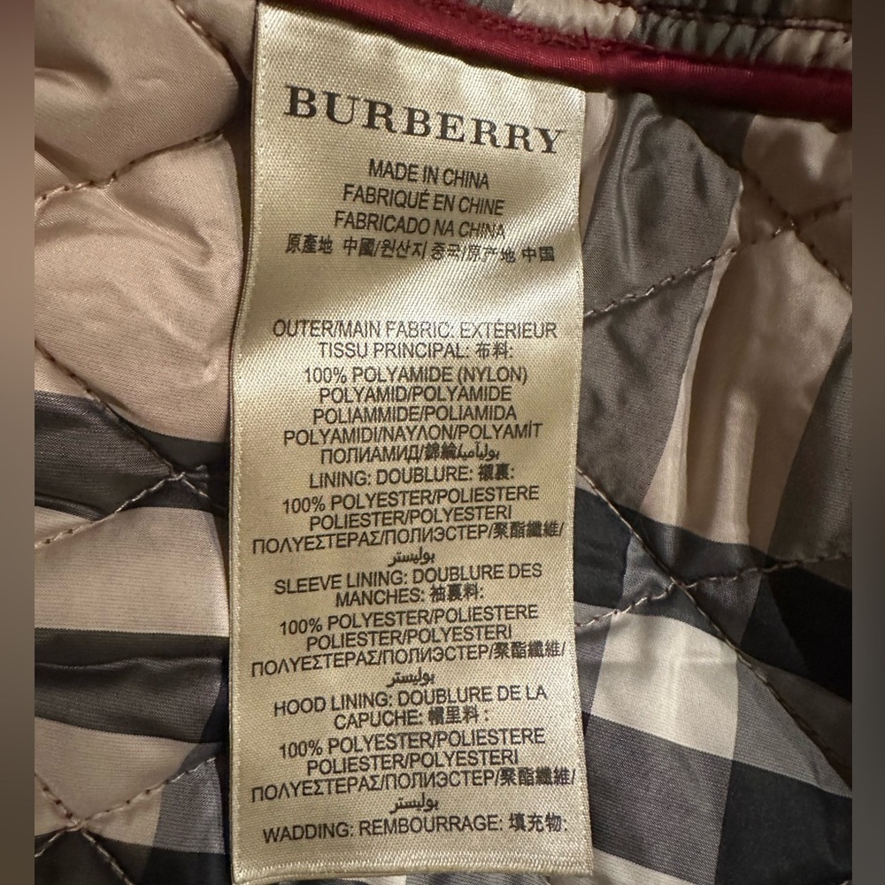 Burberry Red Quilted Jacket women’s size M - Picture 10 of 13